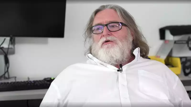 Gabe Newell was a "World of Warcraft" gold farmer.