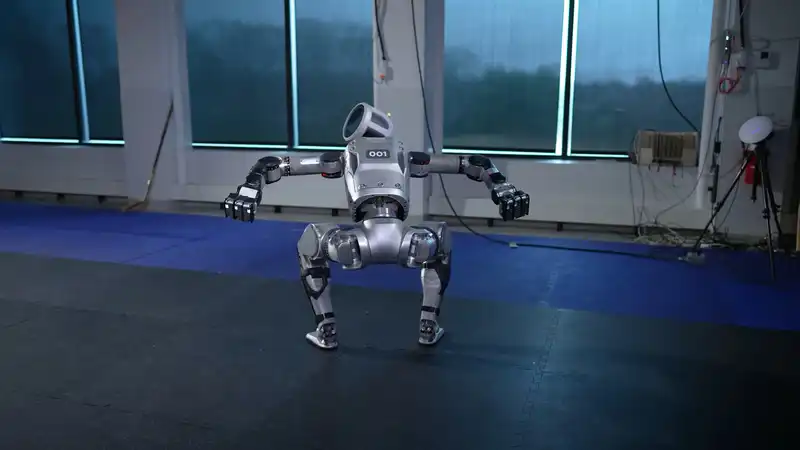 Boston Dynamics' Bot "Atlas" Dies, and Its Successor is Terrifyingly Attractive